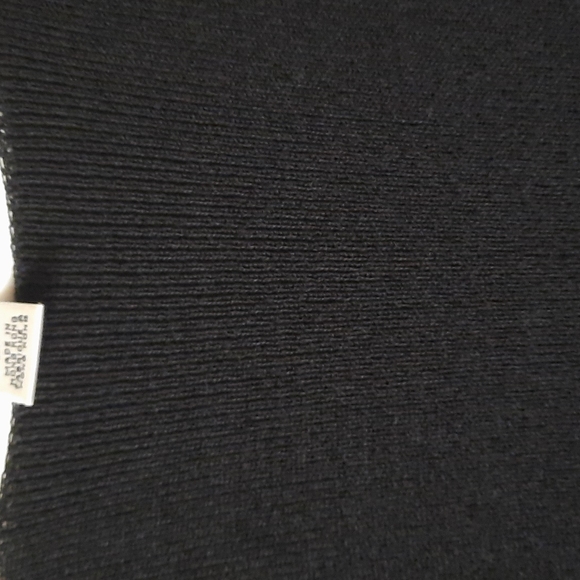 Gorgeous deep black Talbots dress xs but it's stretchy..flattering! - Picture 3 of 5